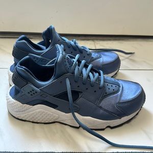 Blue Nike Air Huarache, Size 8